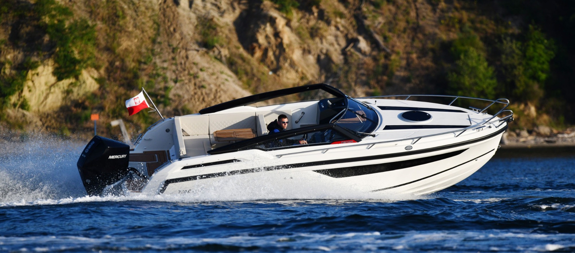 Malahide Boat Sales, Parker 720 Adventure