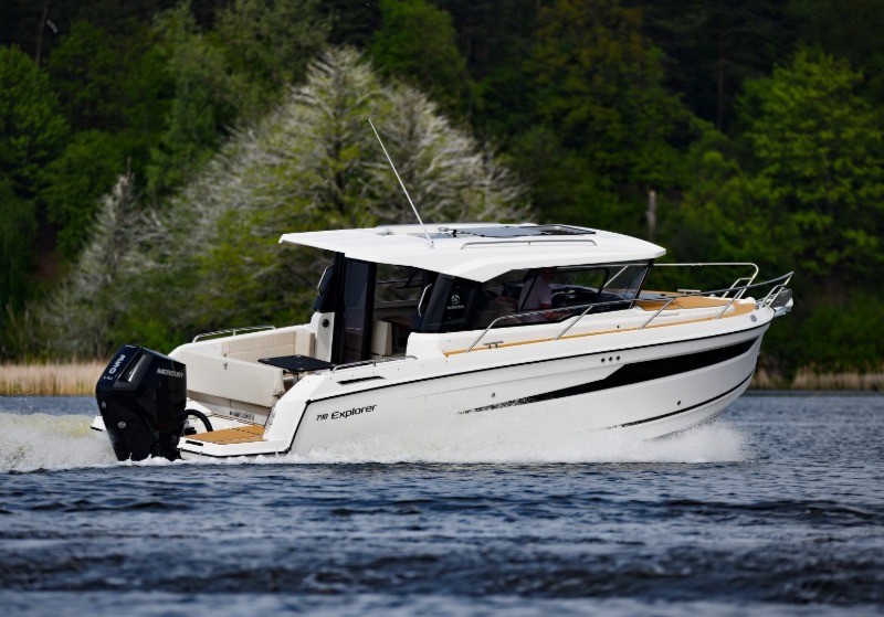 Parker 700 Pilothouse, more options, 790 Expolorer