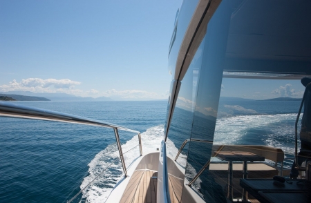 bavaria r40 fly image 2