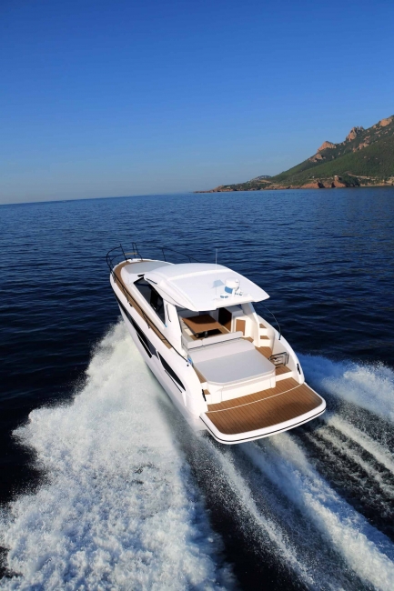 bavaria s45 ht new boat for sale - malahide boats image 4