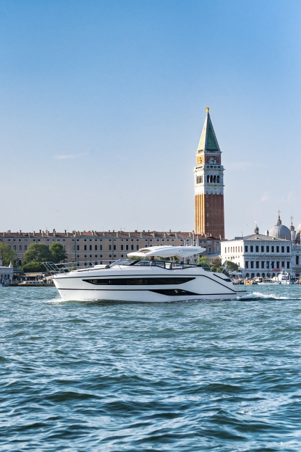 new bavaria sr38 for sale - malahide boats image 9