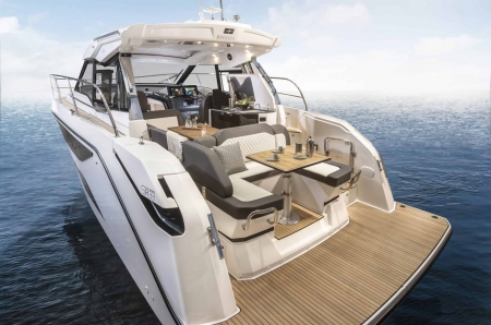 new bavaria sr35 - malahide boats image 8