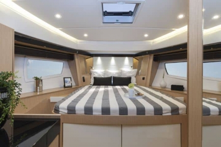 bavaria virtess 420 coupe new boat for sale - malahide boats image 3