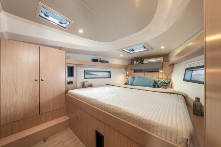 bavaria c42 new boat for sale - malahide boat sales image 6