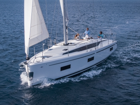 bavaria c42 new boat for sale - malahide boat sales image 5