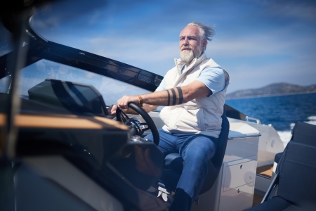 parker 780 escape, new boat for sale - malahide boats  image 4