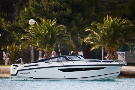 parker 780 escape, new boat for sale - malahide boats  image 9