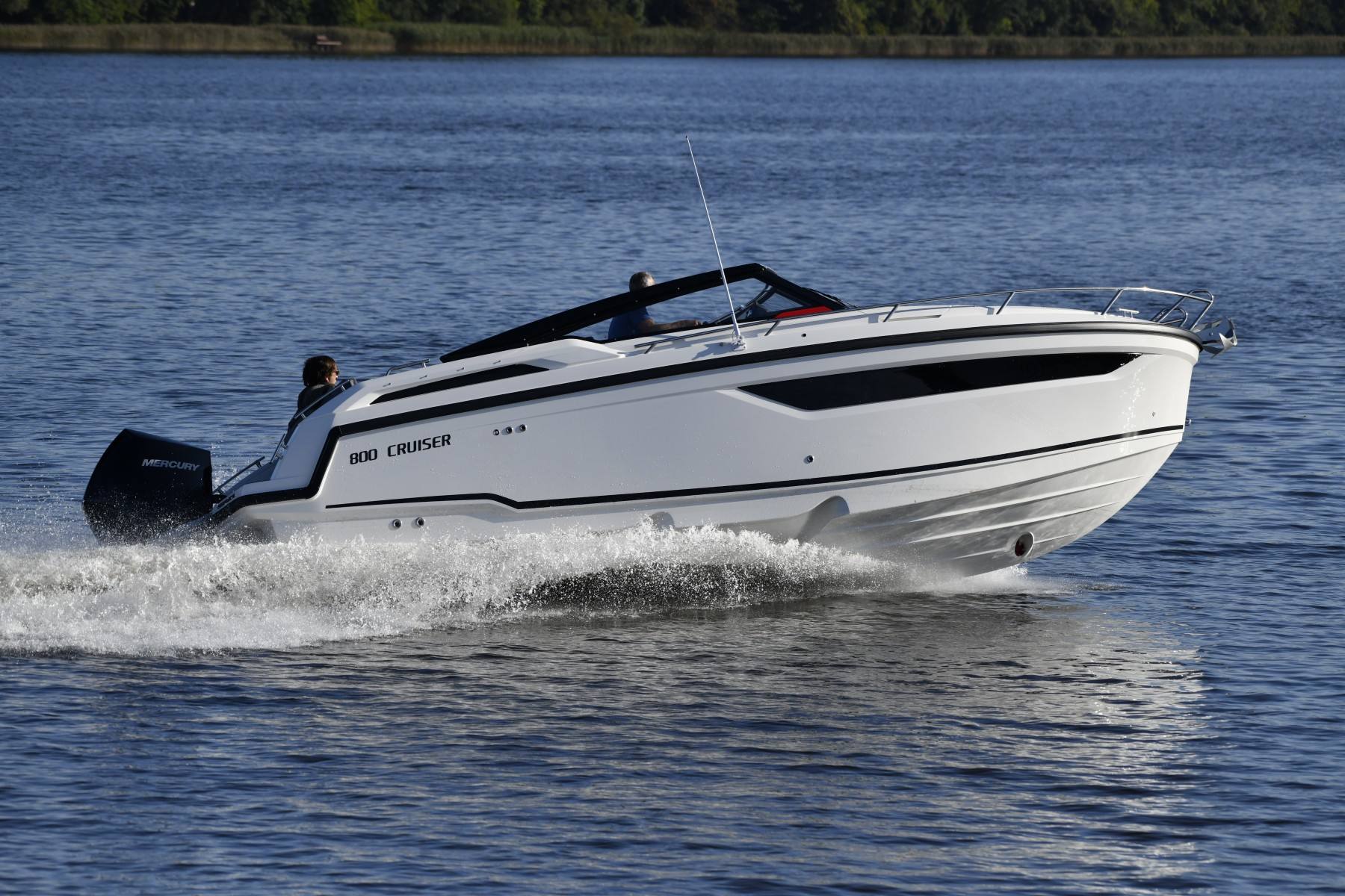 Parker 800 Cruiser