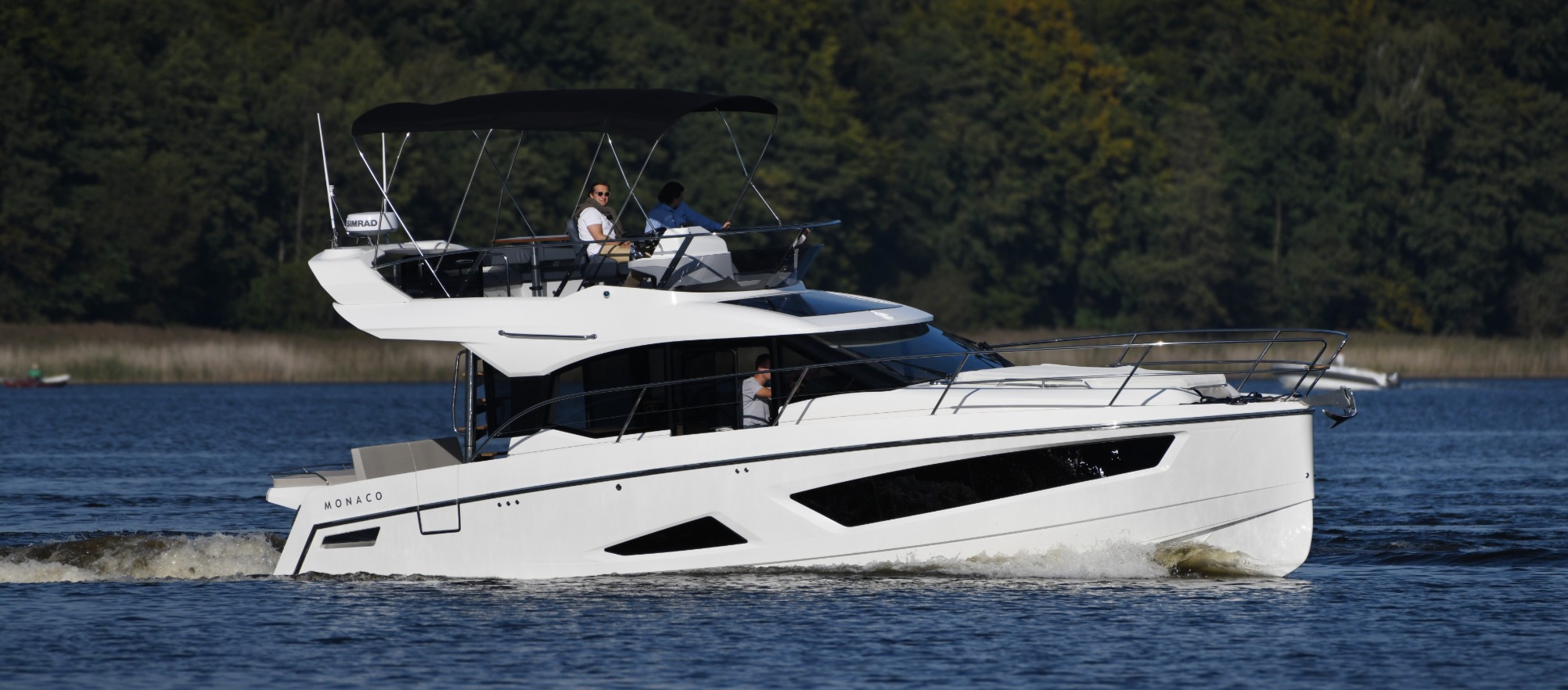 Malahide Boat Sales, Parker Monaco 110 Fly