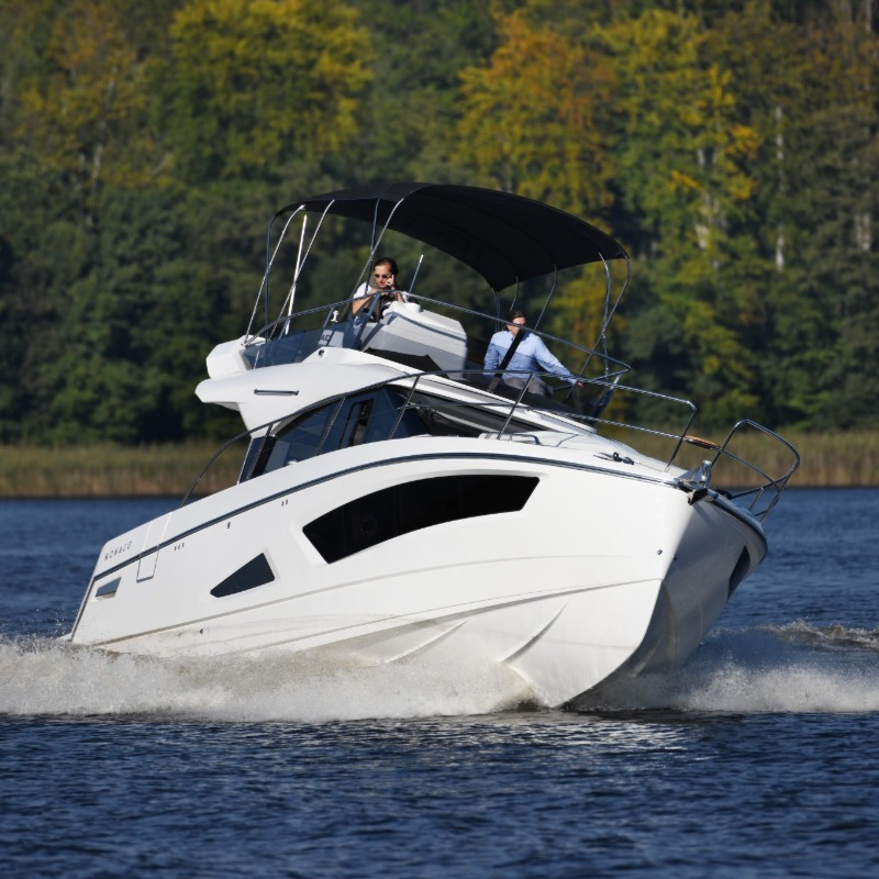 Parker Monaco 110 Fly, versatile layout