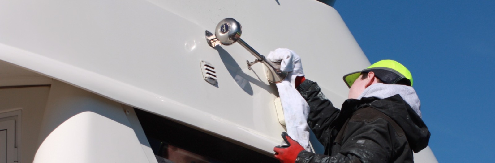 How to Prepare Your Boat for Sale