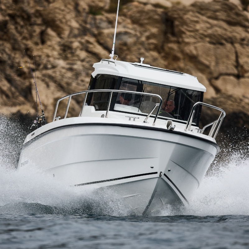 Parker 700 Pilothouse, modern hull